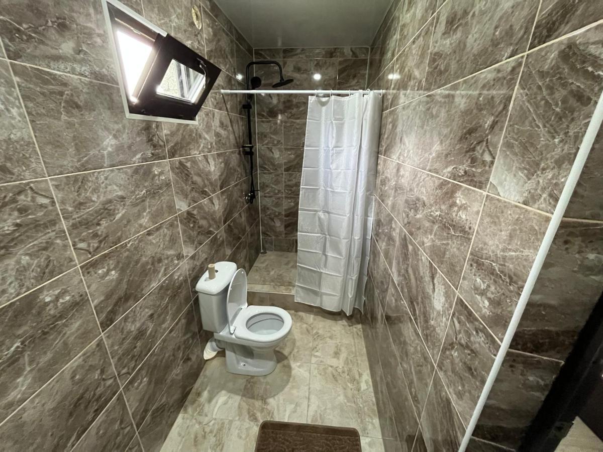Леон Hotel Gagra Kültér fotó