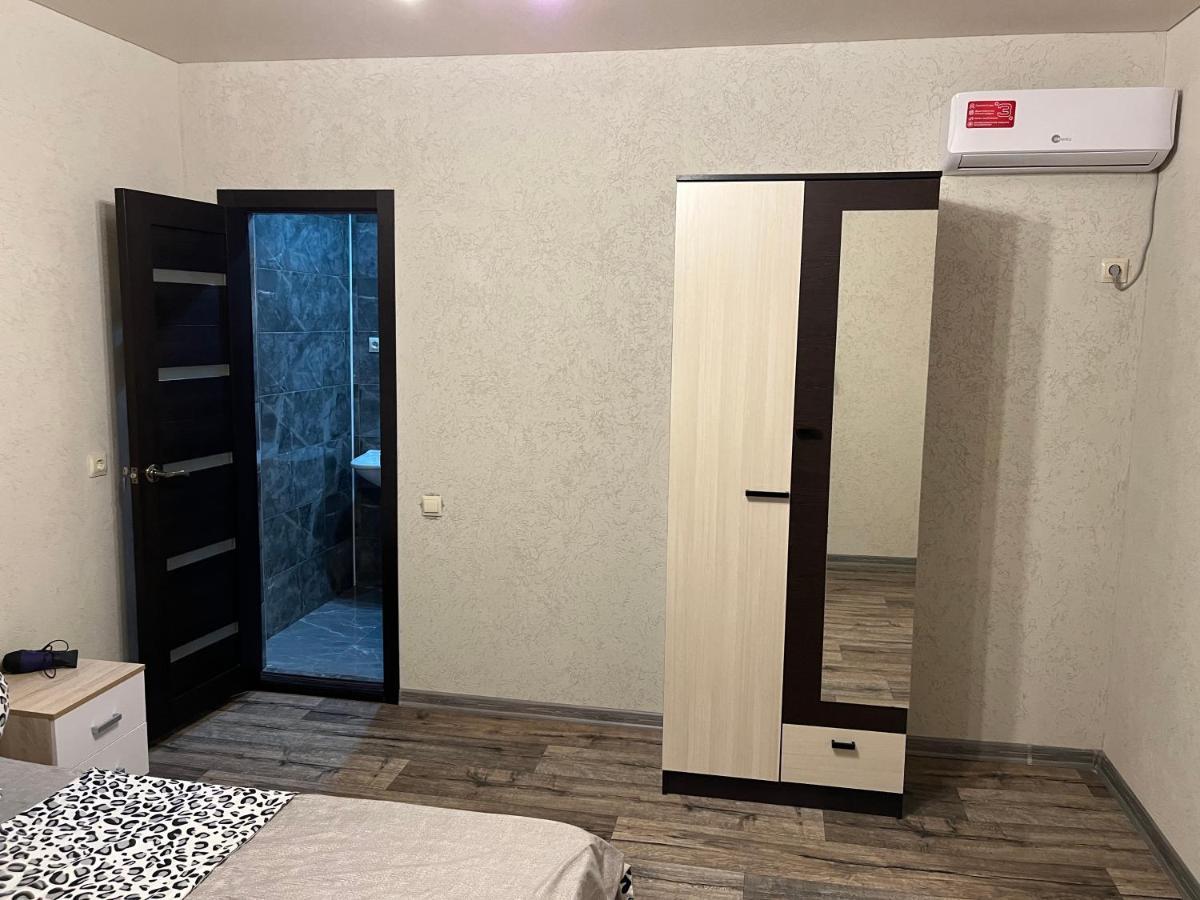 Леон Hotel Gagra Kültér fotó
